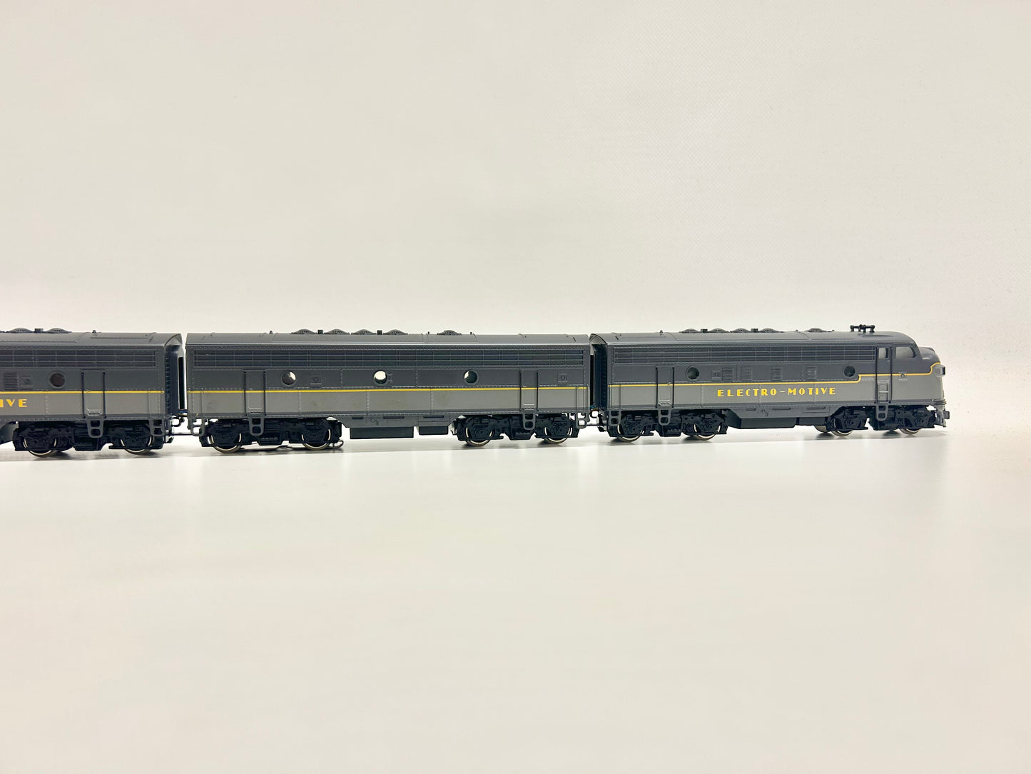 Märklin 3349 Diesel-elektrische Lok GM EMD F7 USA AC H0