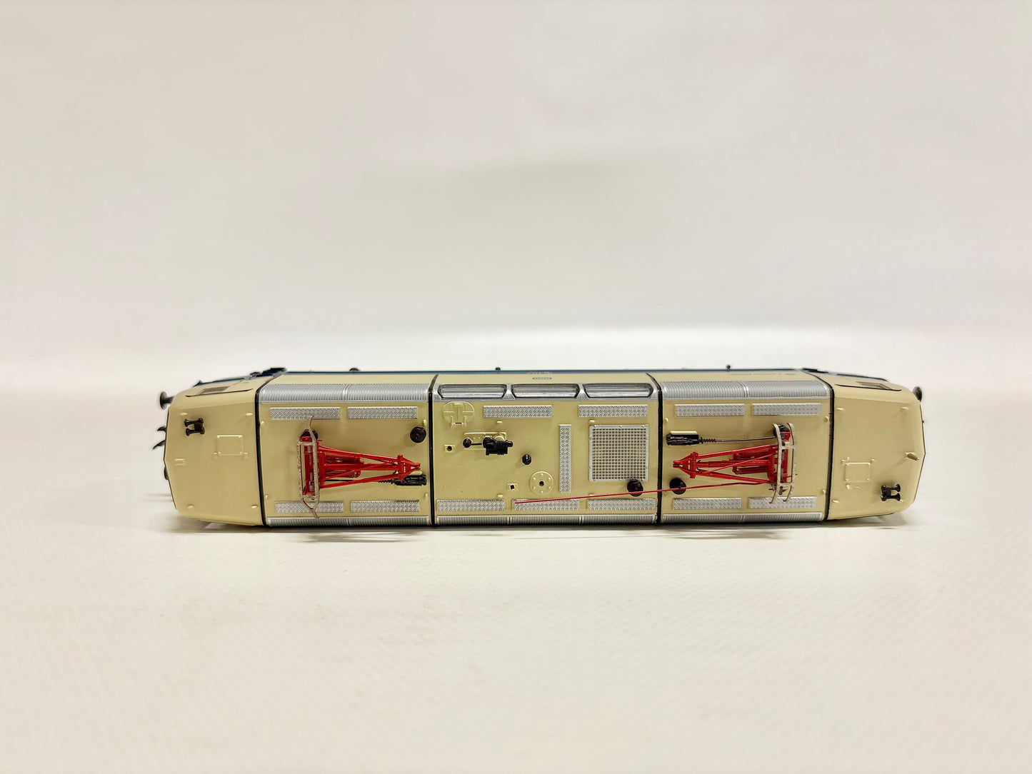 Roco 43692 E-Lok Br 181.2 DB DC H0 BASTLER