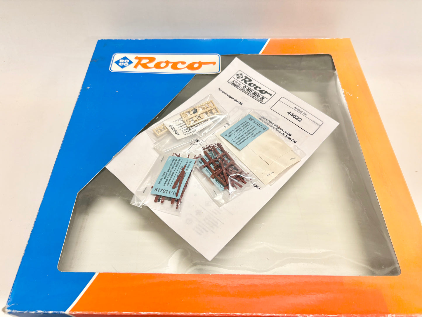 Roco 44022 Wagen-Set Sanitätszug Rotes Kreuz DC H0