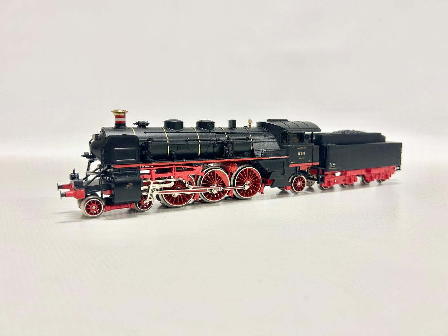 Märklin 3318 Dampflok Br 18 434 Rheingold DRG AC H0
