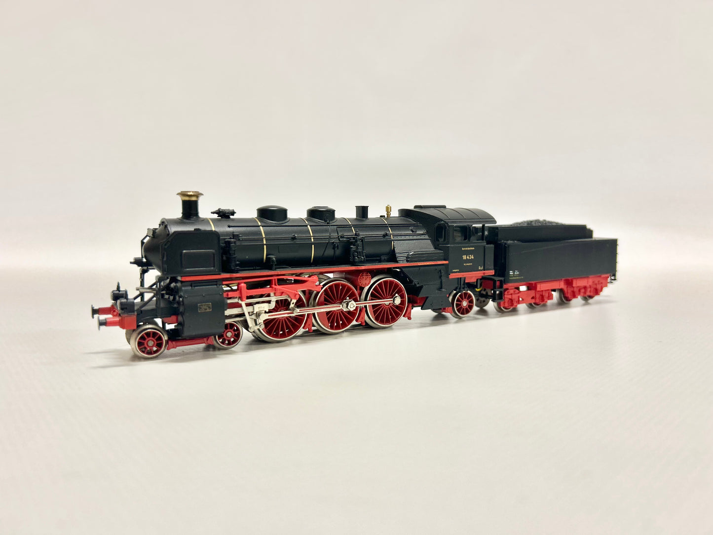 Märklin 3618 Digital Dampflok Br 18 434 Rheingold DRG AC H0