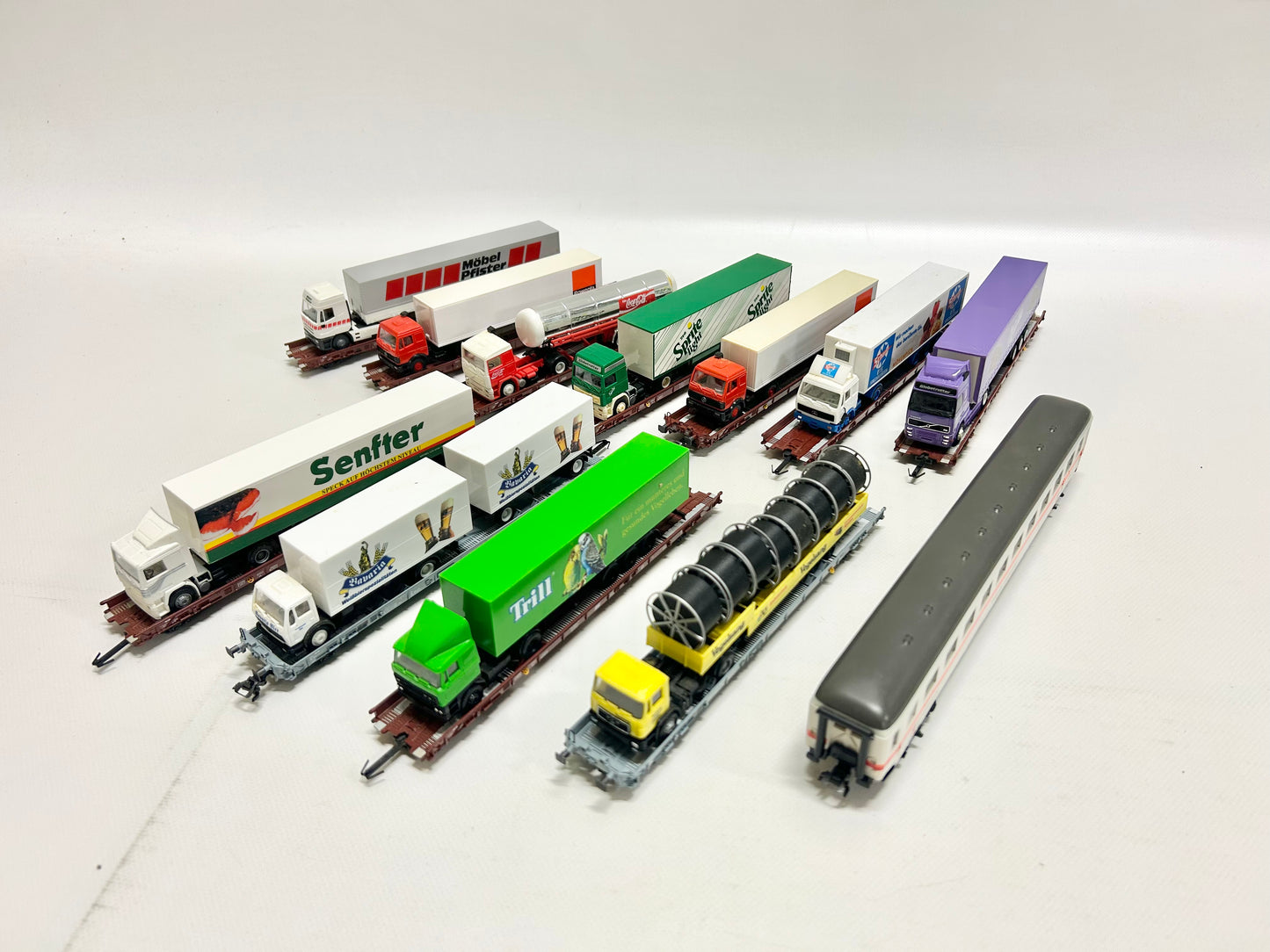 Märklin 12x LKW-Transportwagen Rollende Landstraße Güterwagen H0