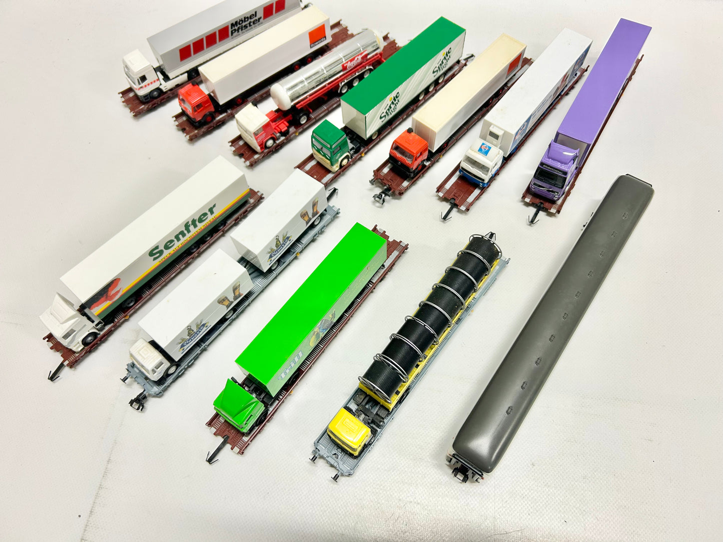 Märklin 12x LKW-Transportwagen Rollende Landstraße Güterwagen H0