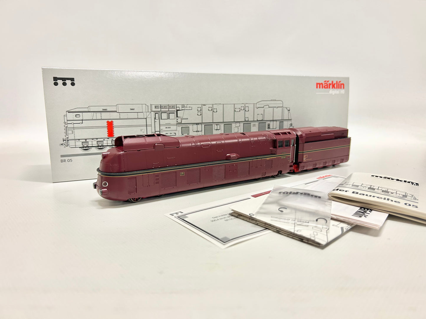 Märklin 37050 Digital + Sound Stromliniendampflok Br 05 001 DRG AC H0