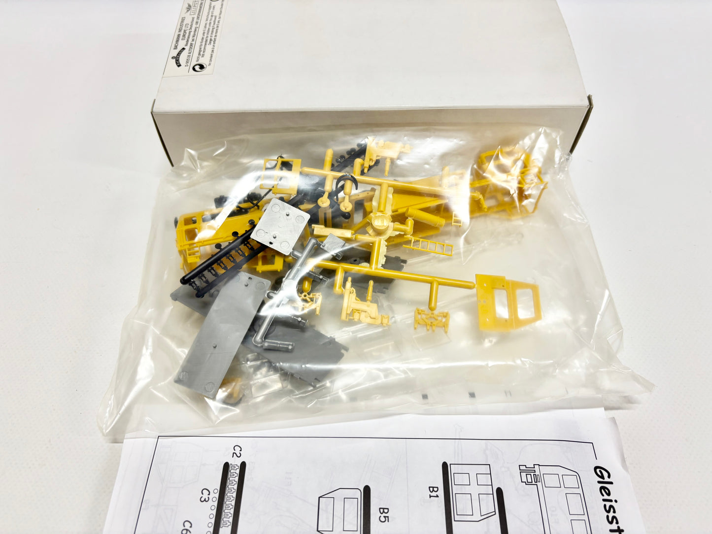 Liliput Bachmann Bausatz Gleisstopfmaschine DB H0