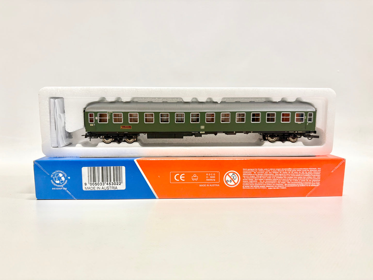 Roco 45302 Eilzugwagen Personenwagen mit DSG-Buffet DB H0