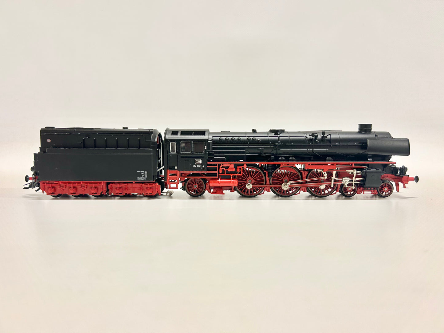 Märklin 3310 Dampflok mit Öltender Br 012 063-4 DB AC H0