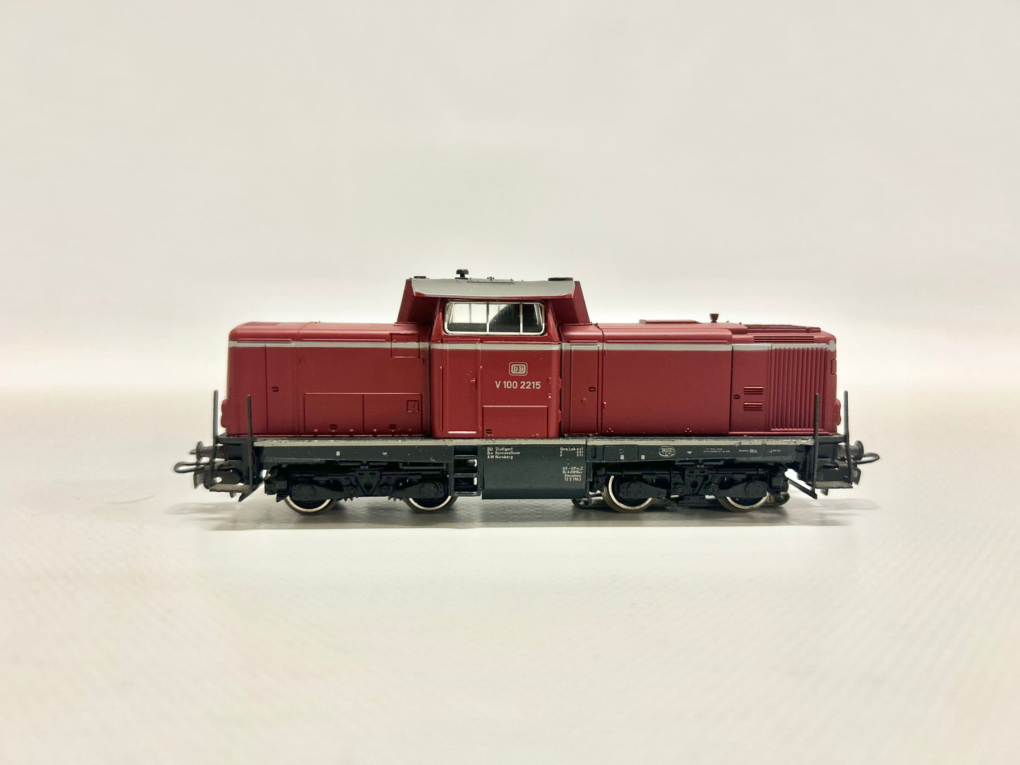 Märklin 3072 Diesellok V 100 2215 DB AC H0
