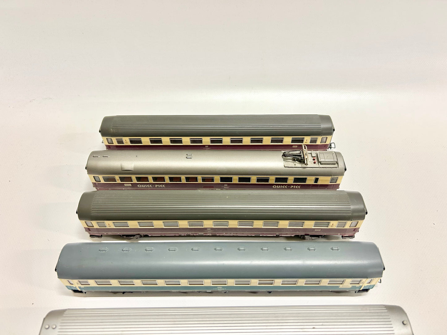 Fleischmann 6x express train passenger cars H0