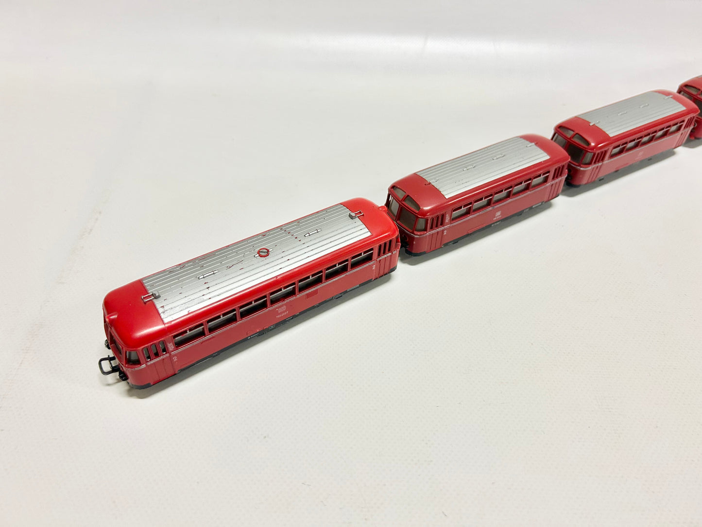 Märklin 3016 mit 3x 4018 Schienenbus mit Beiwagen H0