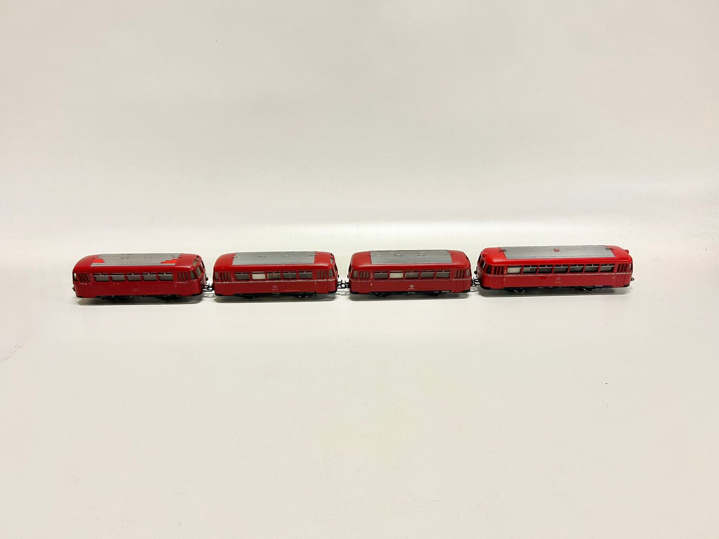 Märklin 3016 mit 3x 4018 Schienenbus mit Beiwagen H0