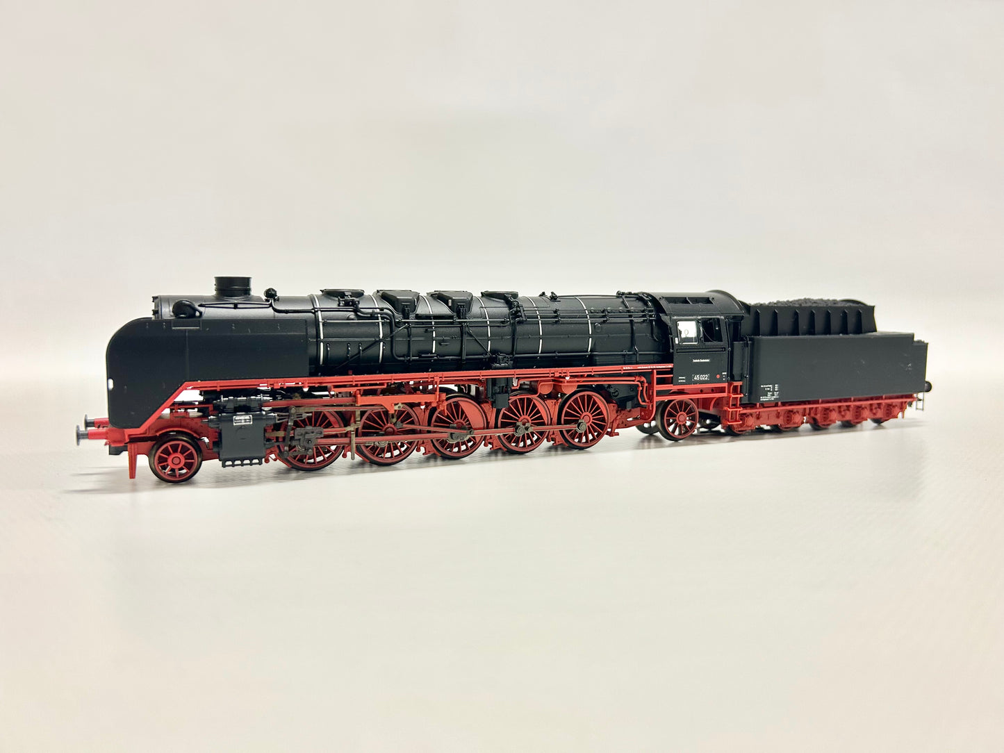 Märklin 37454 Mfx+ Digital + Sound Br 45 Dampflok H0