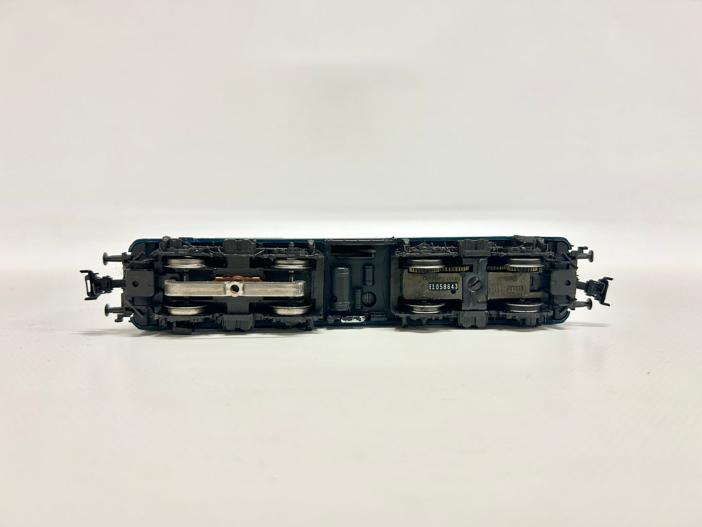 Märklin 3342 Digital E-Lok Br 111 058-4 DB AC H0