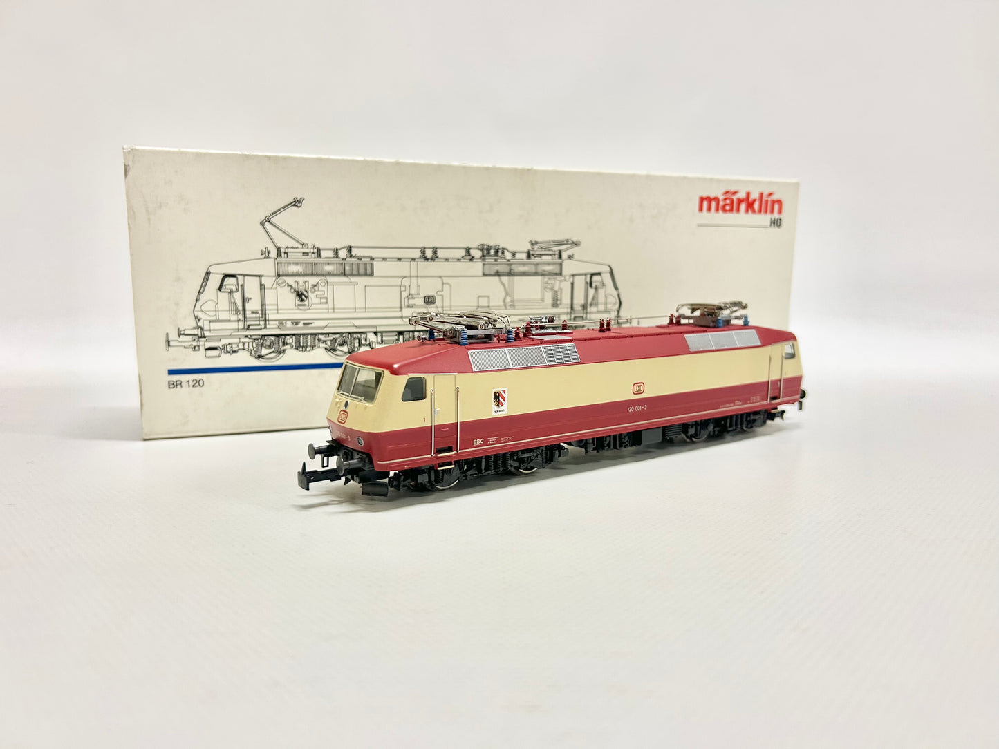 Märklin 3153 E-Lok Br 120 001-3 DB AC H0