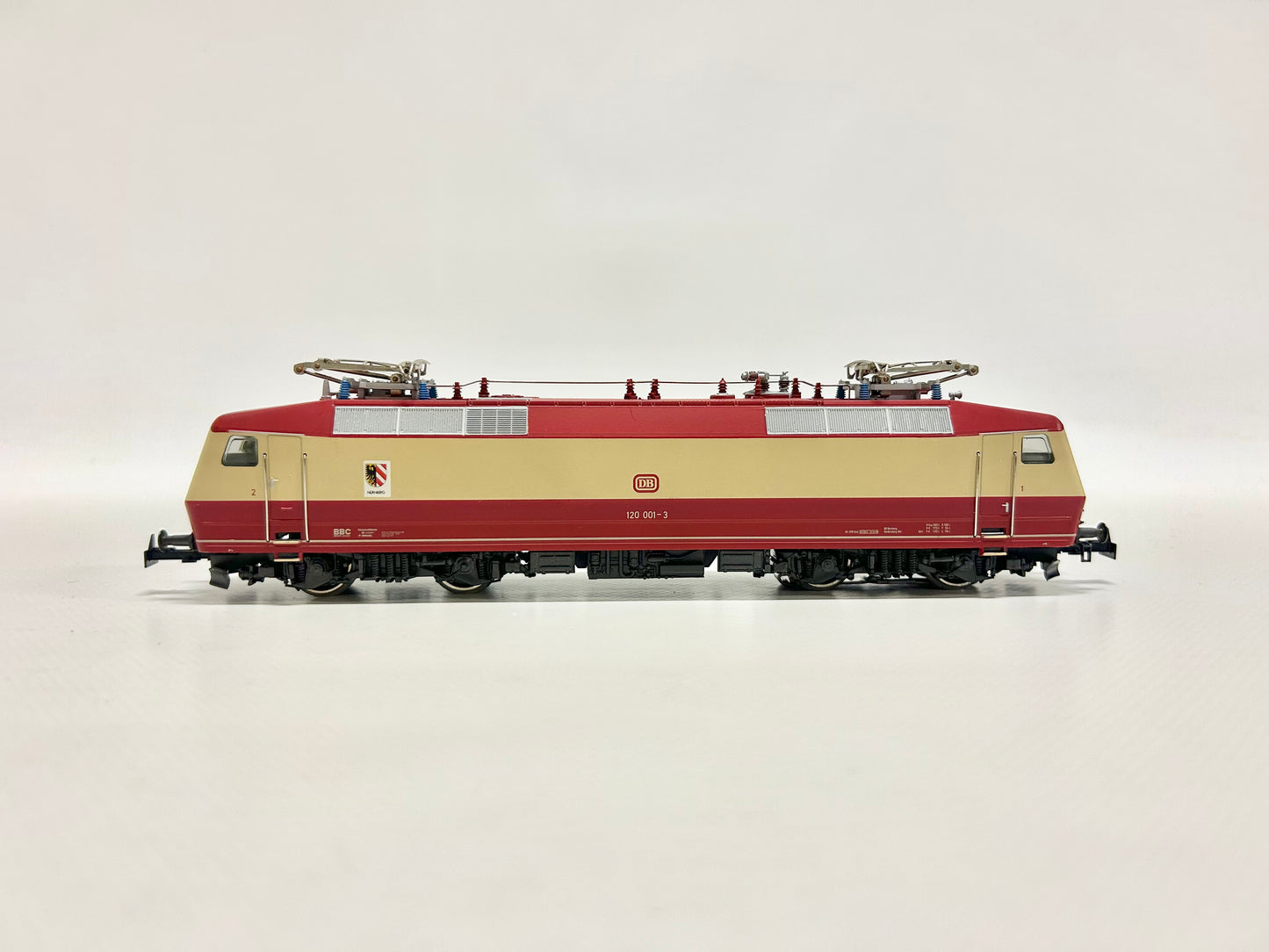 Märklin 3153 E-Lok Br 120 001-3 DB AC H0