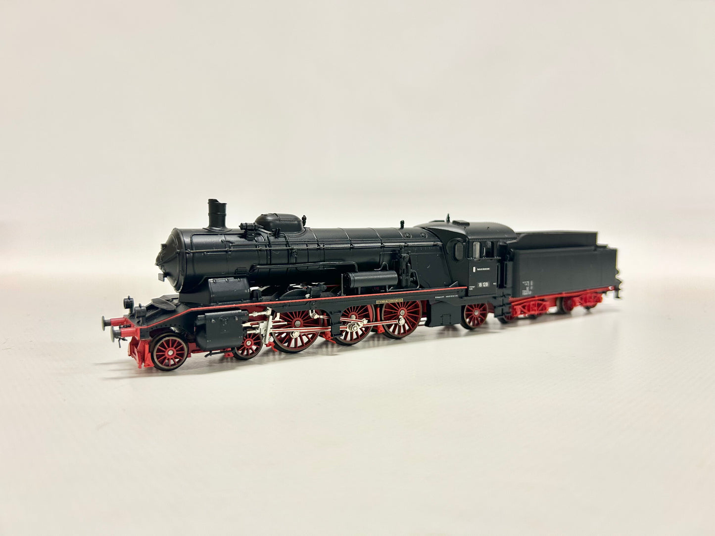 Märklin 3411 Digital Dampflok Br 18 128 DB AC H0