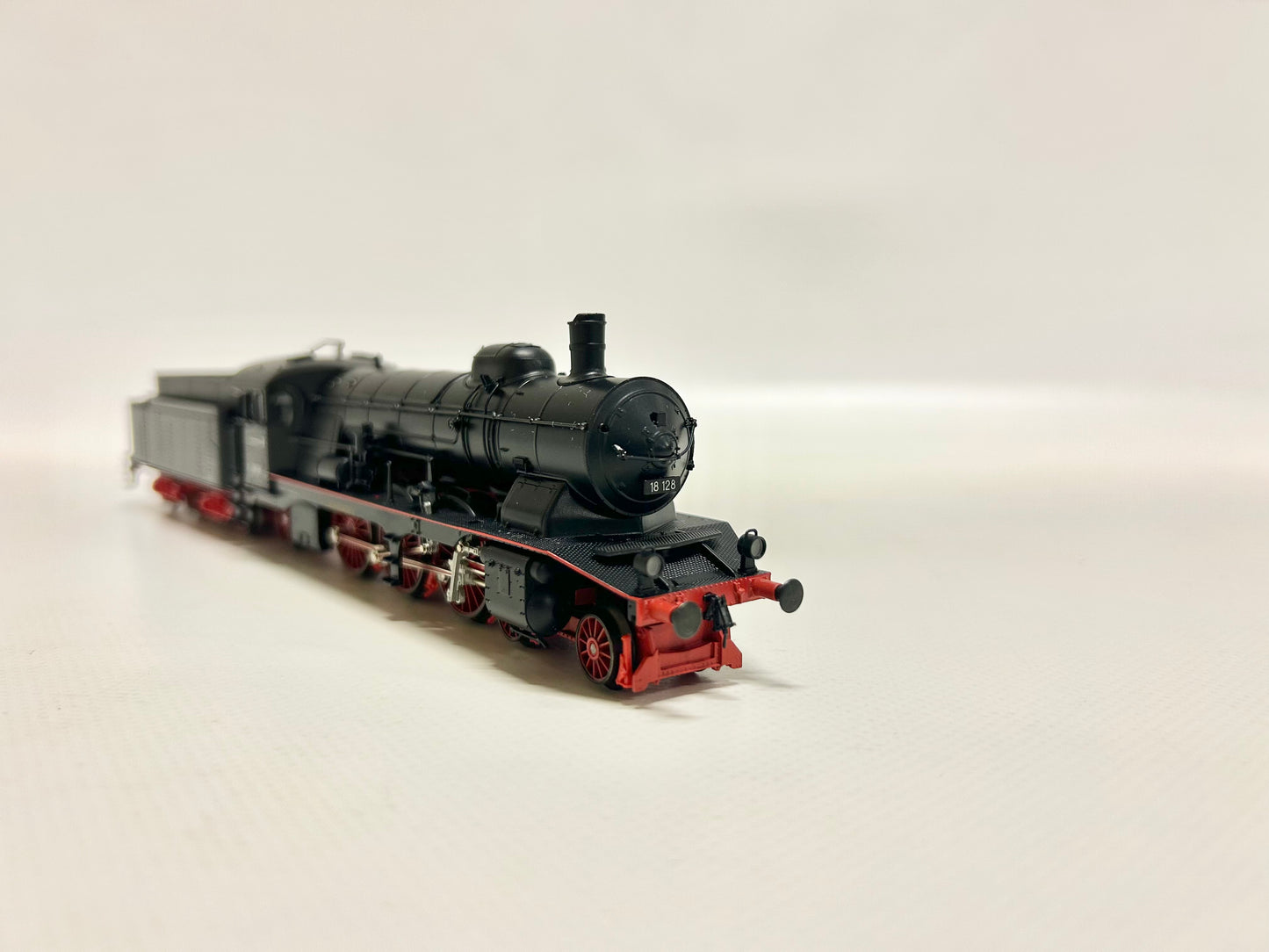 Märklin 3411 Digital Dampflok Br 18 128 DB AC H0