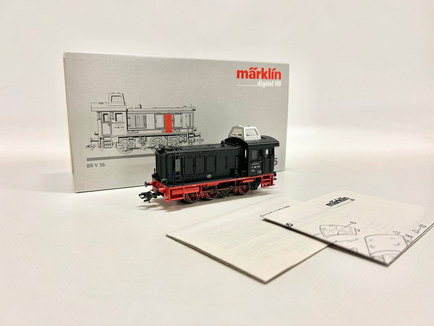Märklin 37365 Digital Diesellok V36 110 DB AC H0