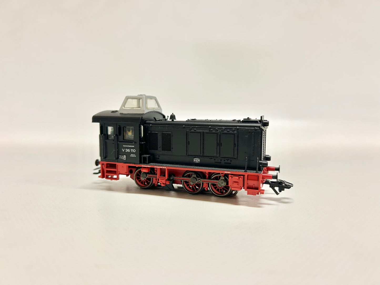 Märklin 37365 Digital Diesellok V36 110 DB AC H0