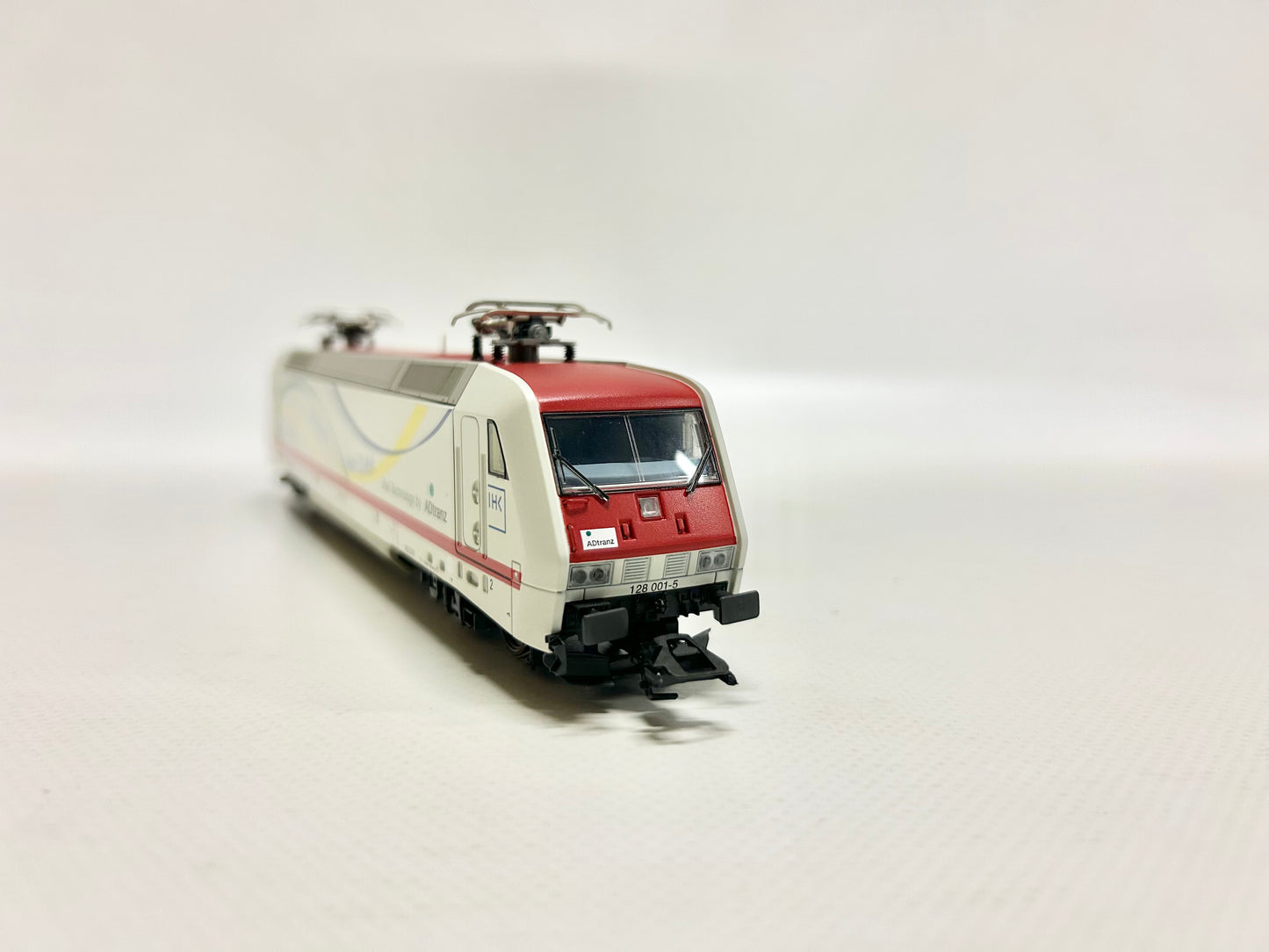 Märklin 1506 Digital E-Lok Br 128 001-5 SoMo "IHK - Erfolg ist kein Zufall" DB AC H0