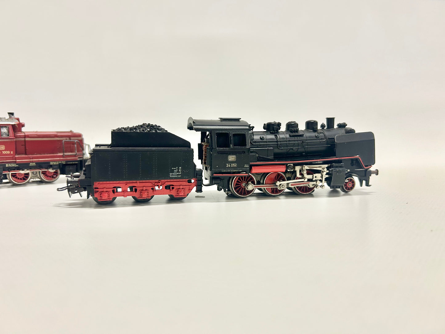 Märklin 3021 3003 3031 3065 4x Lokomotiven Dampflok Diesellok H0