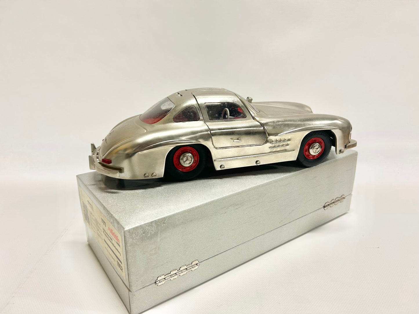 Märklin 1952 Mercedes-Benz 300SL mit Uhrwerkantrieb