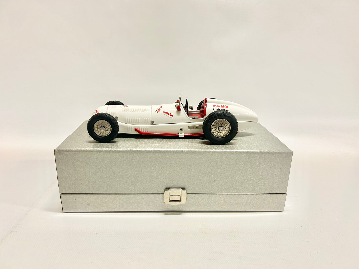 Märklin 1097 Silberpfeil Mercedes-Benz Rennwagen Alfa Weiß Uhrwerkantrieb