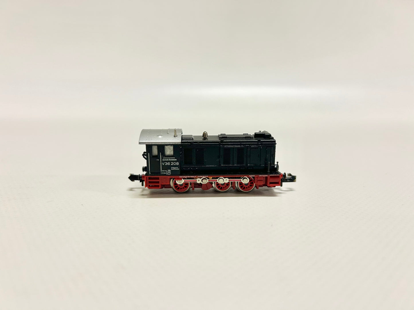 Minitrix 2962 Diesellok V36 208 DB Spur N