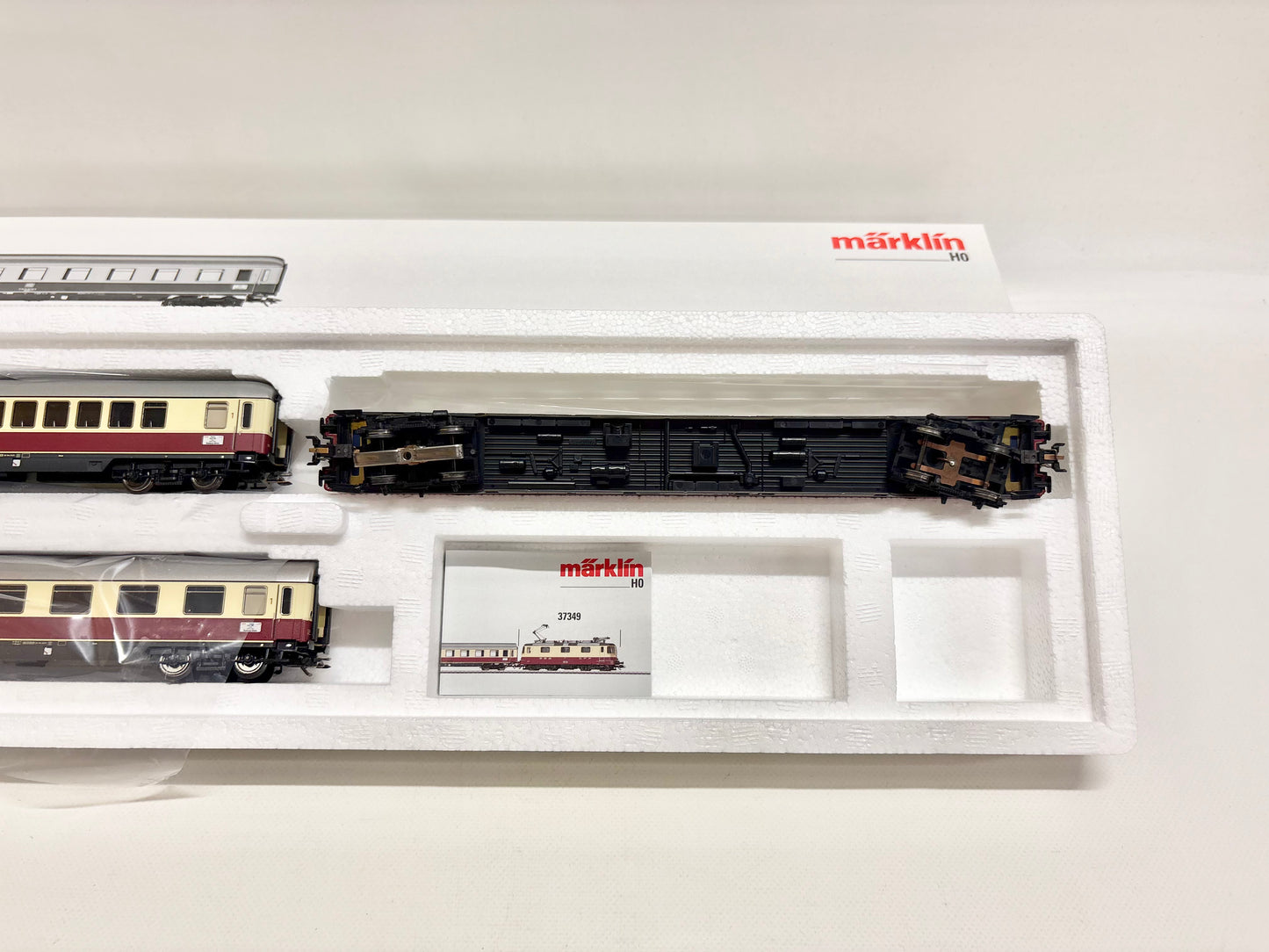 Märklin 43853 Wagen-Set Schnellzugwagen "Helvetia" Personenwagen mit Innenbeleuchtung DB AC H0