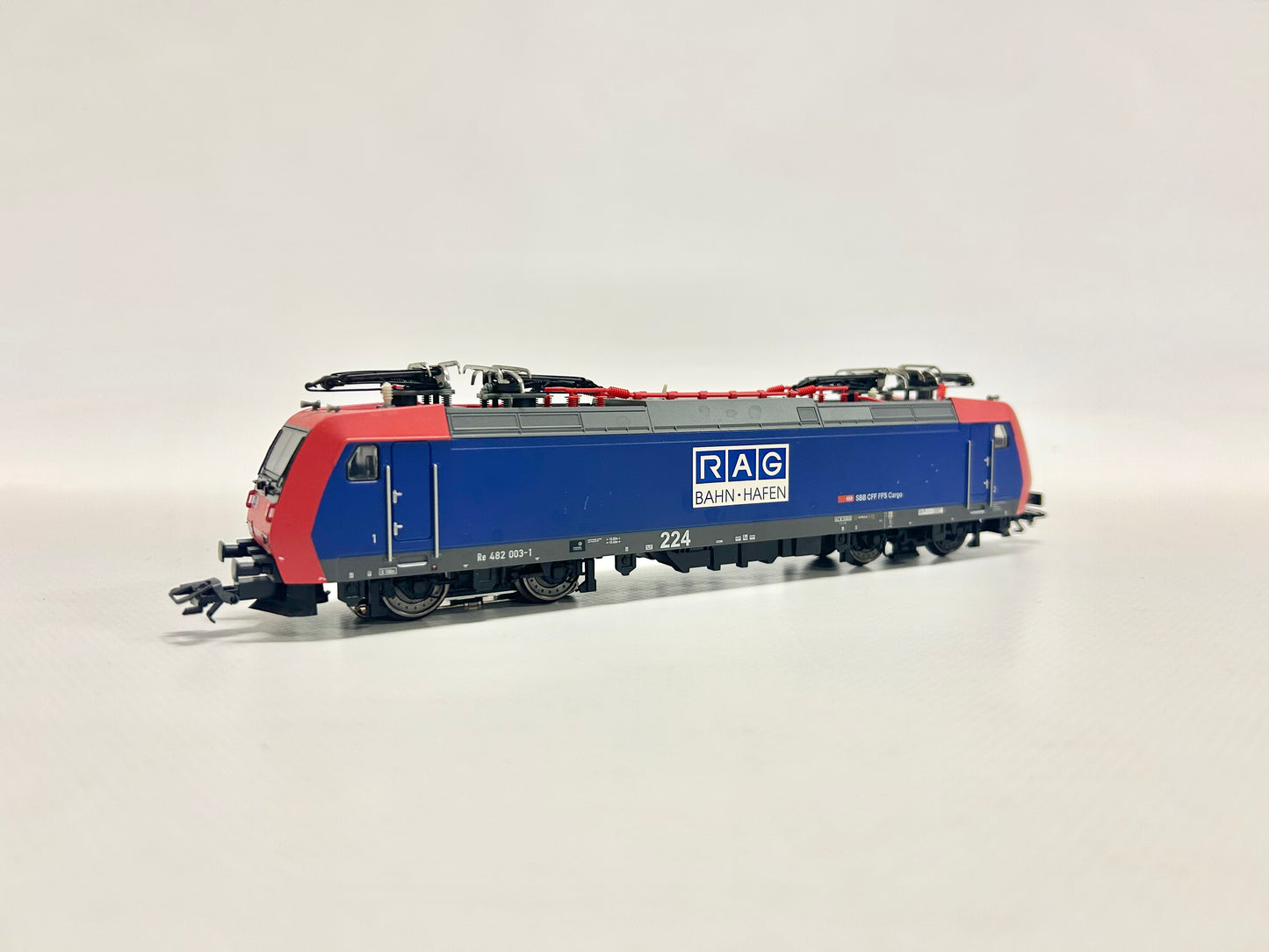 Märklin 36857 Digital Electric Locomotive Re 482 SBB RAG H0