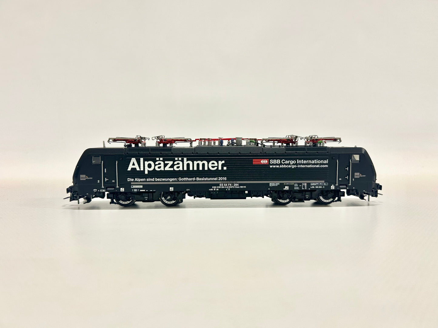 Roco DC 73628 Electric locomotive Br 189 MRCE Alpätamer H0