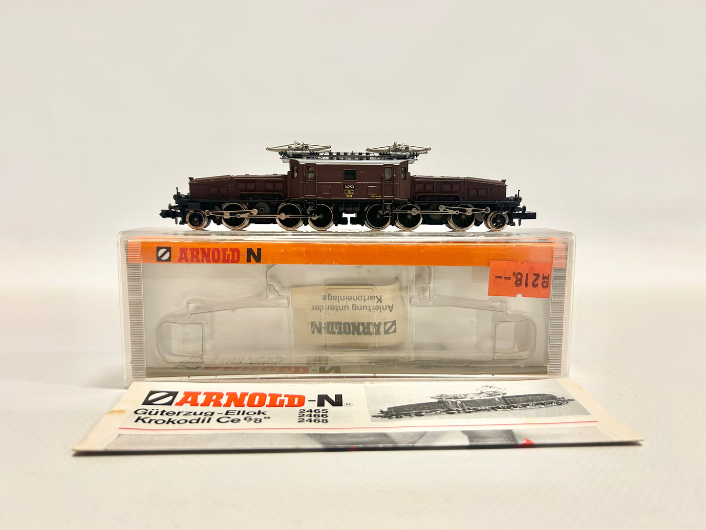 Arnold 2468 E-Lok Ce 6/8 14253 SBB Spur N