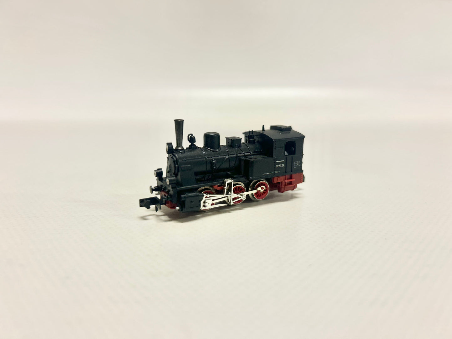 Arnold 2222 Dampflok Br 89 7122 T3 DB Spur N