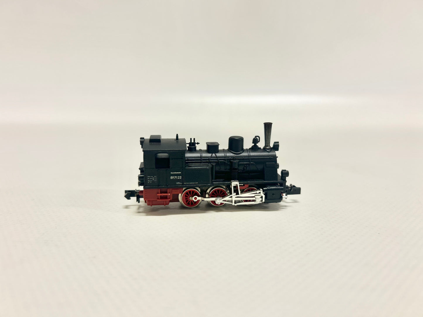 Arnold 2222 Dampflok Br 89 7122 T3 DB Spur N