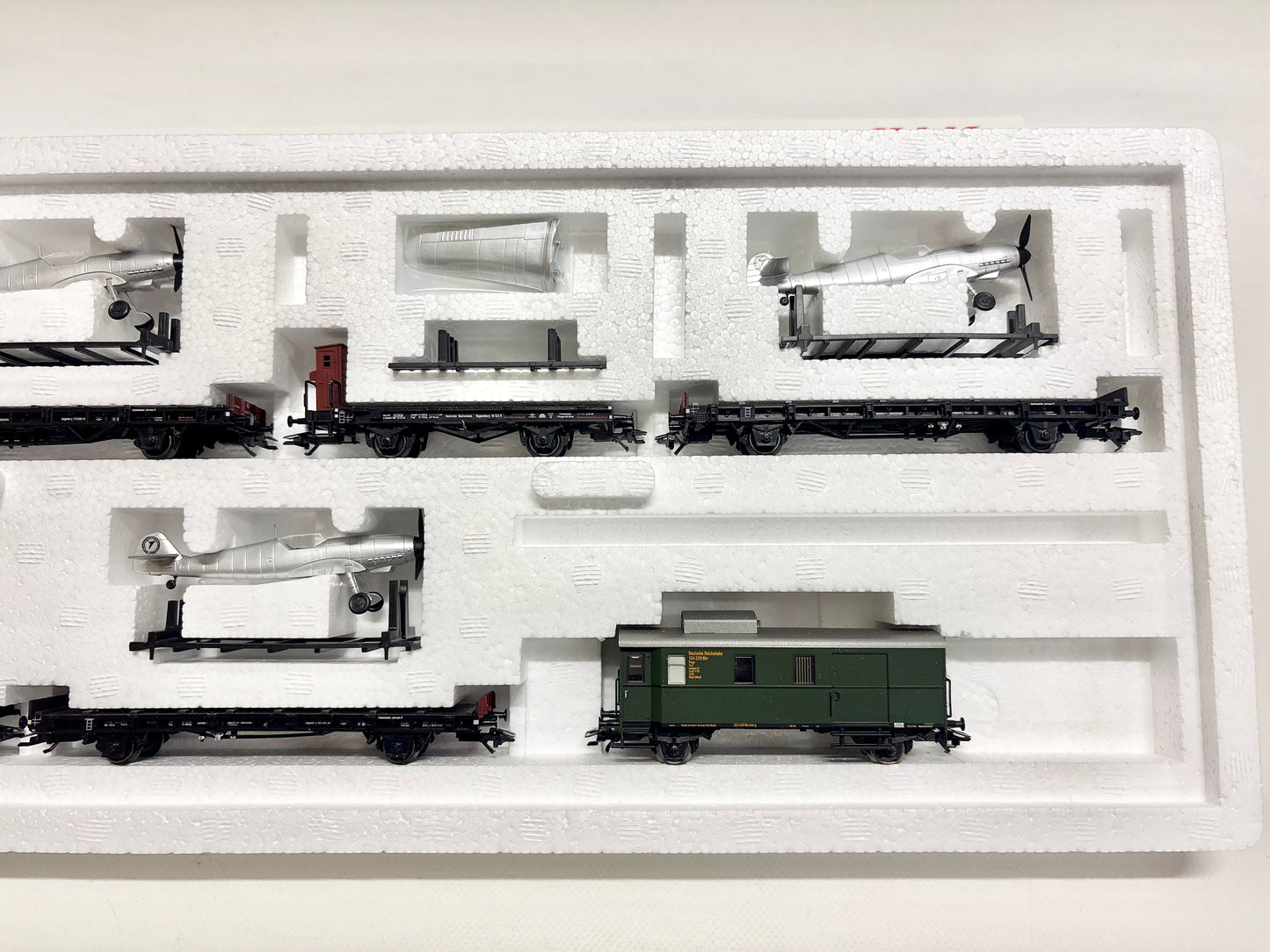 Märklin 45097 Wagen-Set Flugzeugtransport BMW AC H0