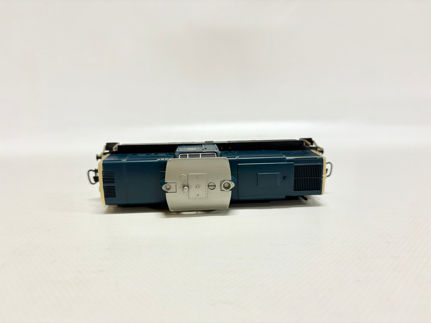 Märklin 3147 Diesellok Br 212 349-5 DB AC H0