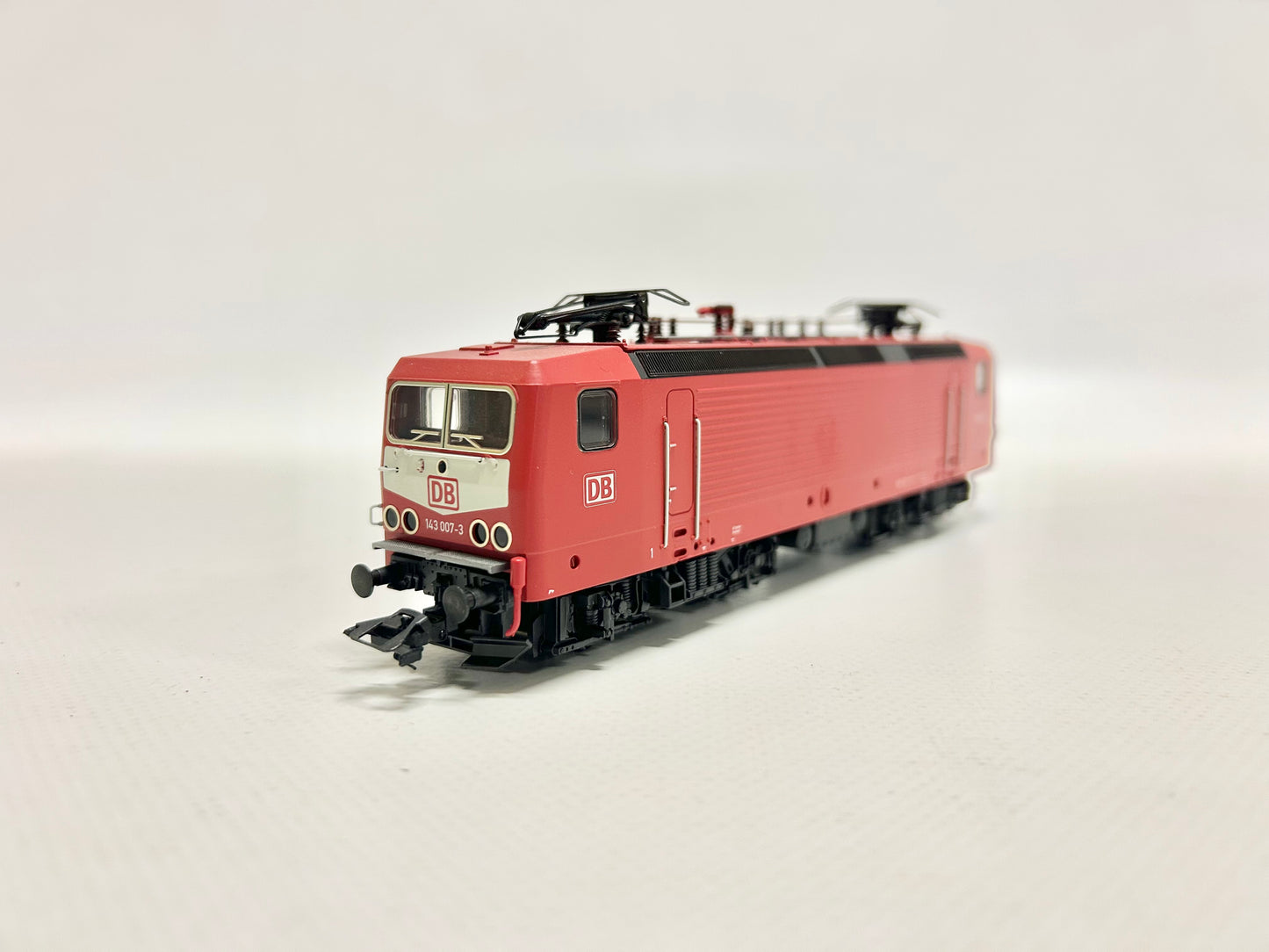 Märklin 37430 Digital Br 143 E-Lok DB H0