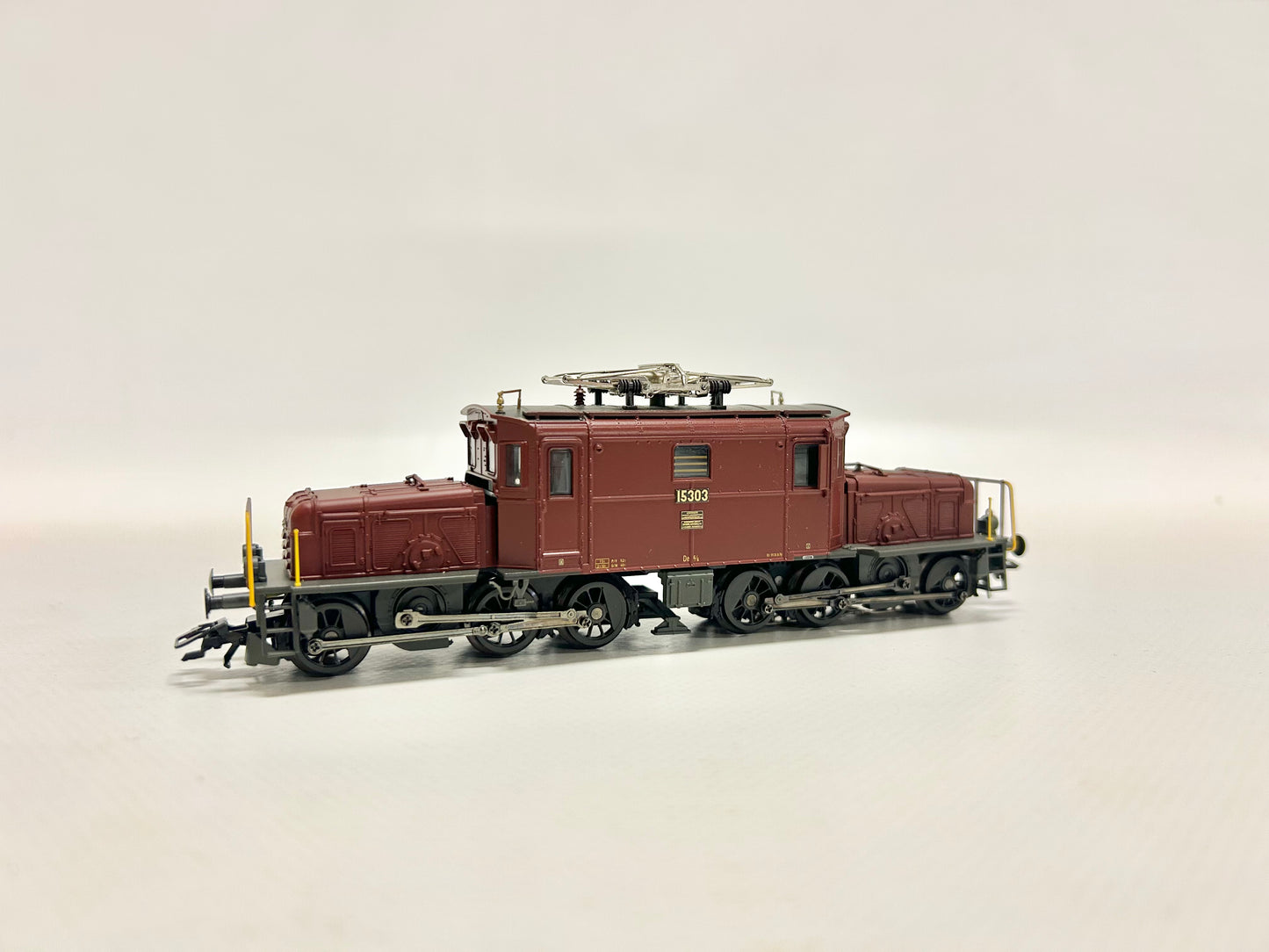 Märklin 37521 Digital De 6/6 SBB Seetal-Krokodil E-Lok H0 BASTLER