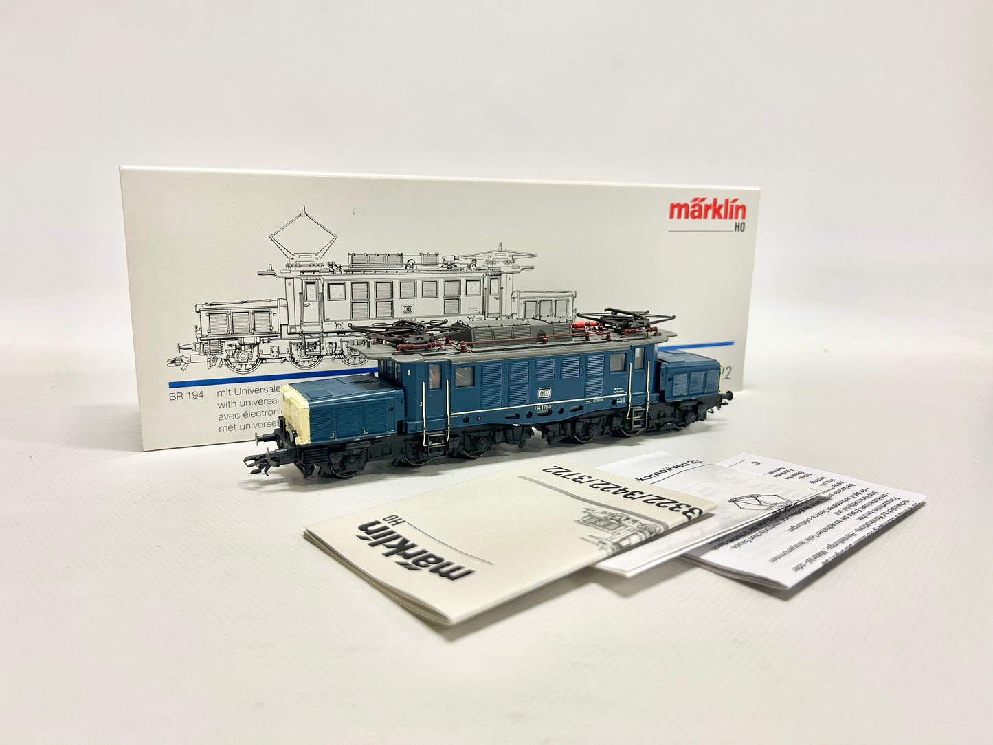 Märklin 3422 Digital Br 194 ozeanblau-beige E-Lok Deutsches Krokodil H0