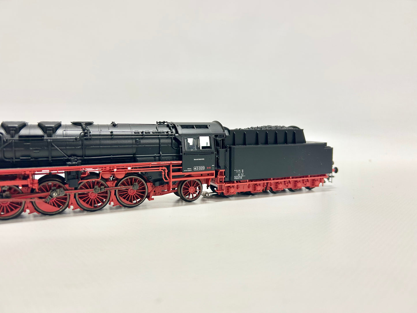 Märklin 37450 Digital + Sound Br 45 DB Dampflok H0