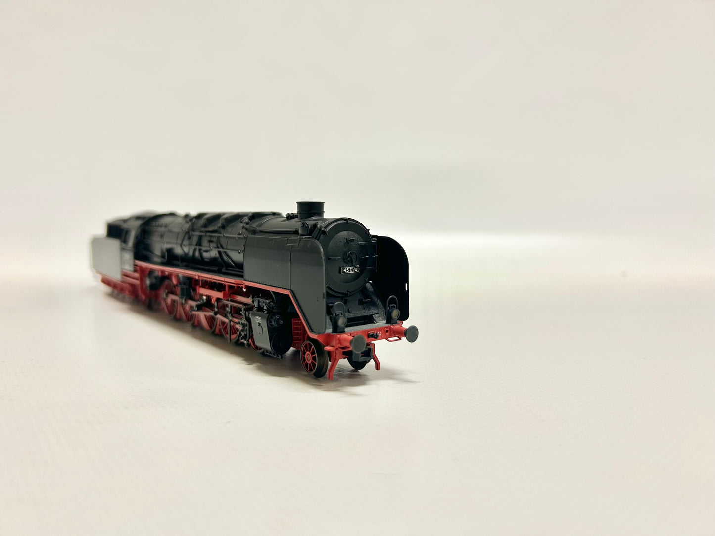 Märklin 37450 Digital + Sound Br 45 DB Dampflok H0