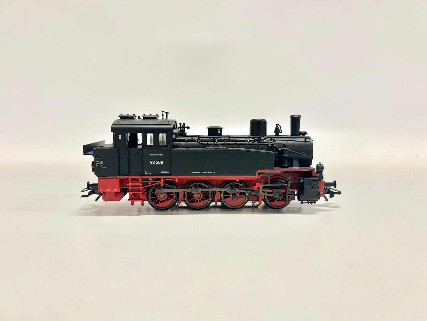 Märklin 34133 Digital Br 92 DR Dampflok H0