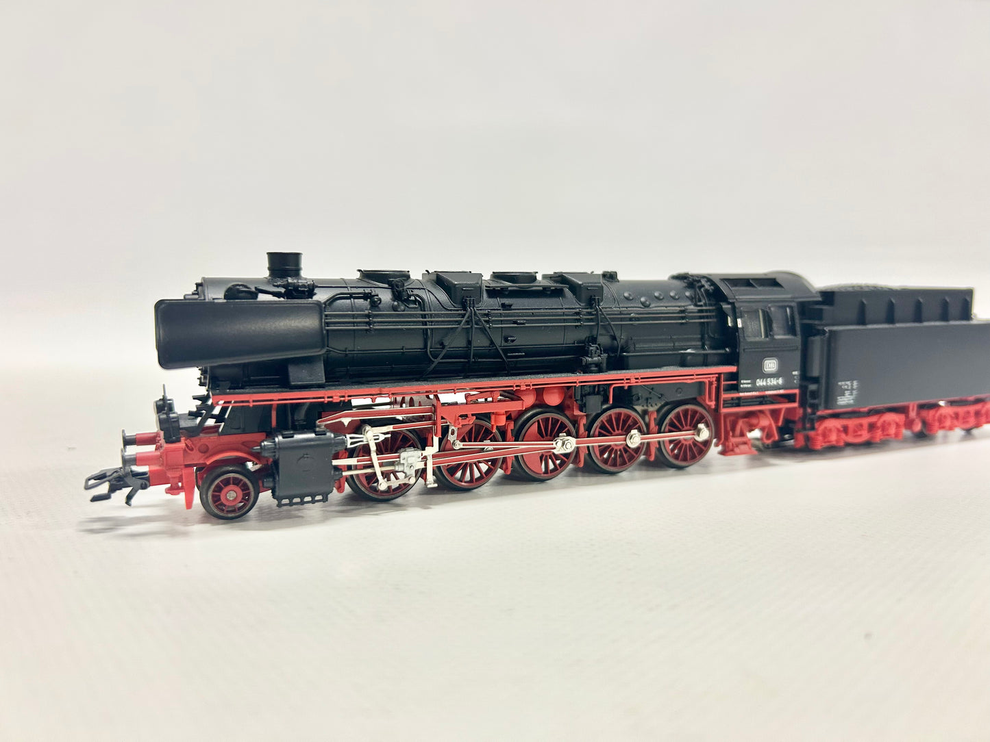 Märklin 37880 Digital Br 44 DB Steam Locomotive H0