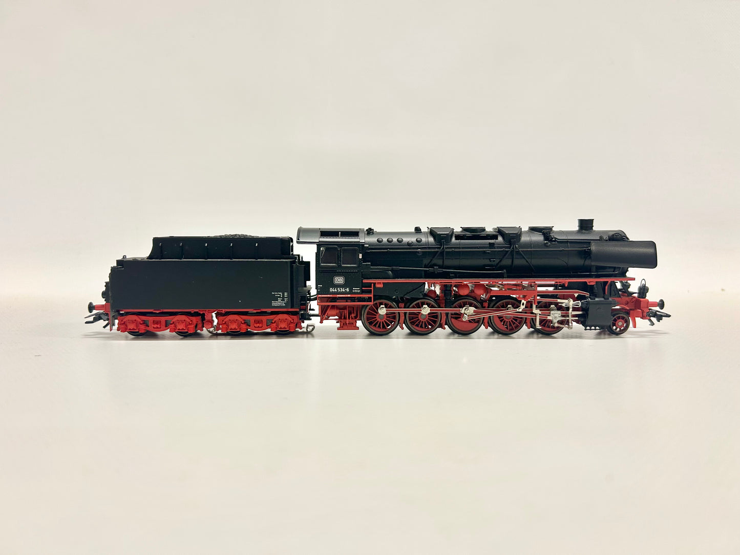 Märklin 37880 Digital Br 44 DB Steam Locomotive H0