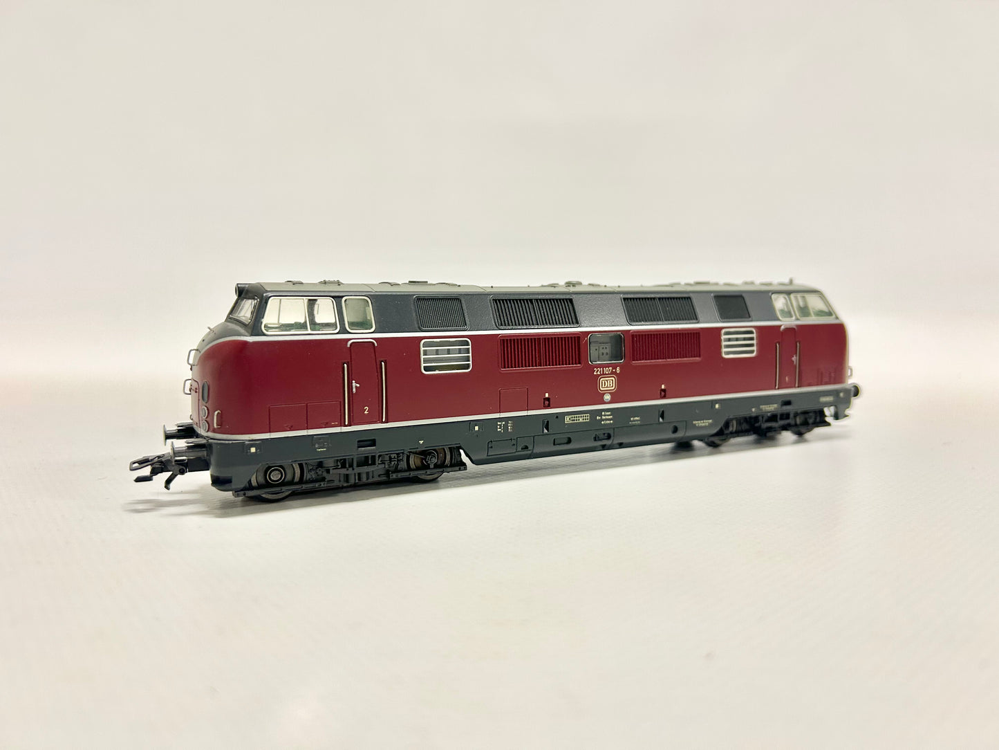 Märklin 3582 Diesellok Br 221 DB H0