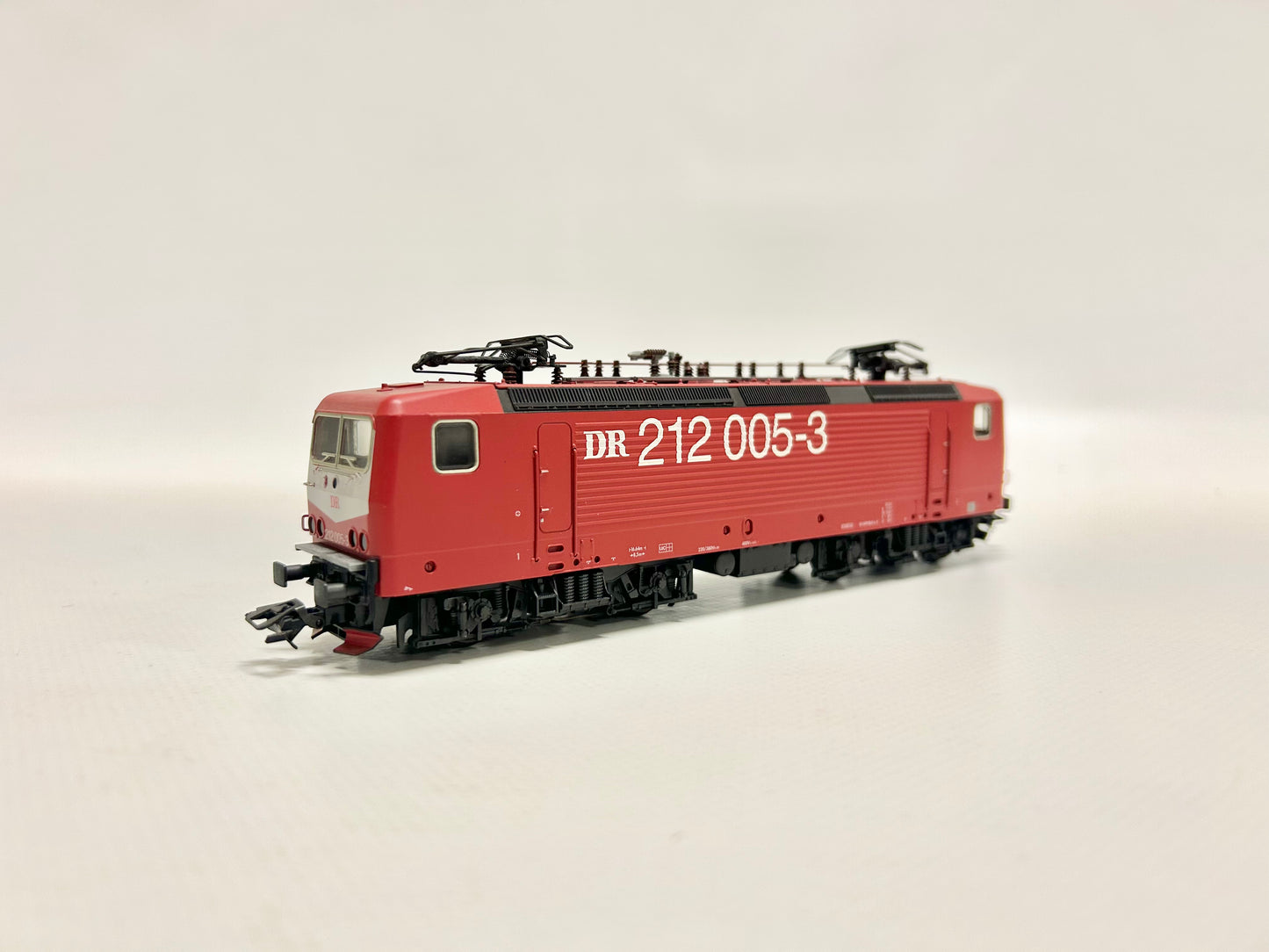 Märklin 3742 Digital Br 212 E-Lok DR H0