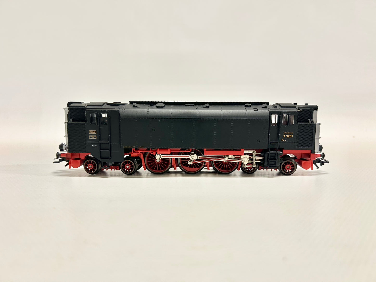 Märklin 3720 Digital Diesellok V 32 DR H0