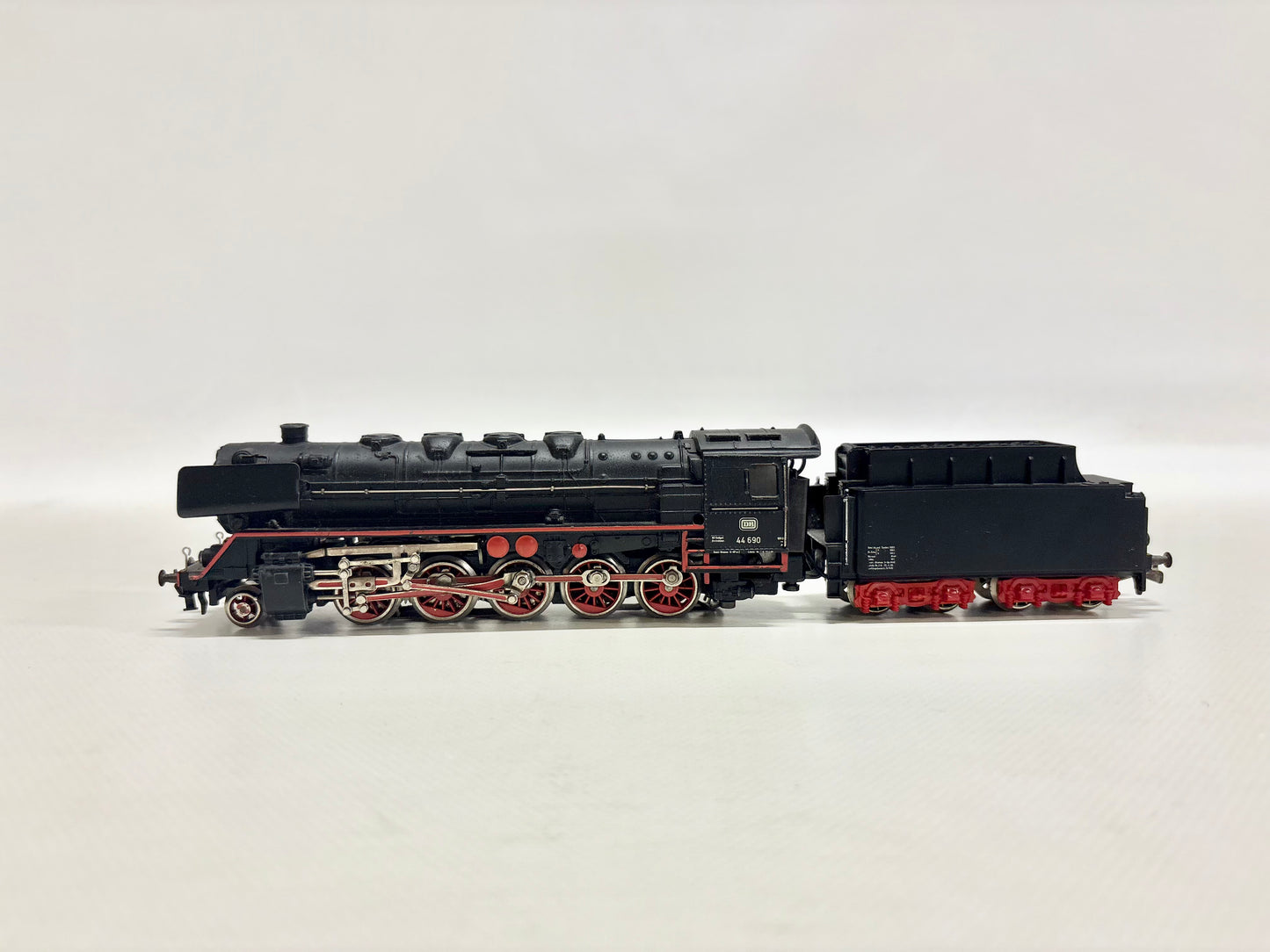 Märklin 3047 Dampflok Br 44 690 DB AC H0