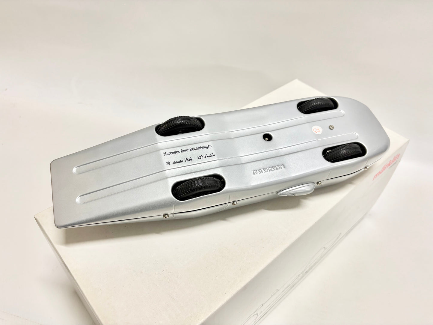 Märklin 19440 Rennwagen Silberpfeil Rekordwagen 1938 mit Uhrwerk-Antrieb