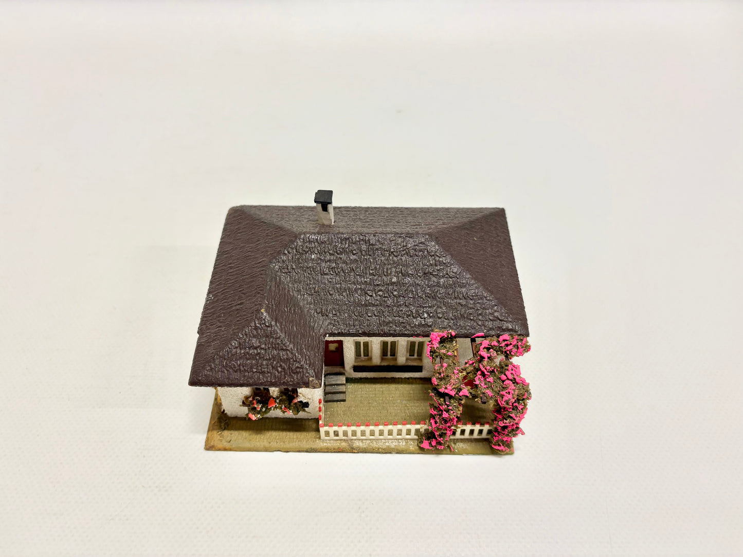 Faller 264 Haus mit Rosenlaube Bungalow 1950er Jahre H0